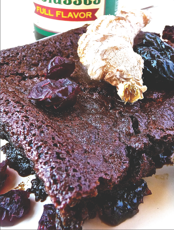 Gingerbread Cake with Dried Fruit