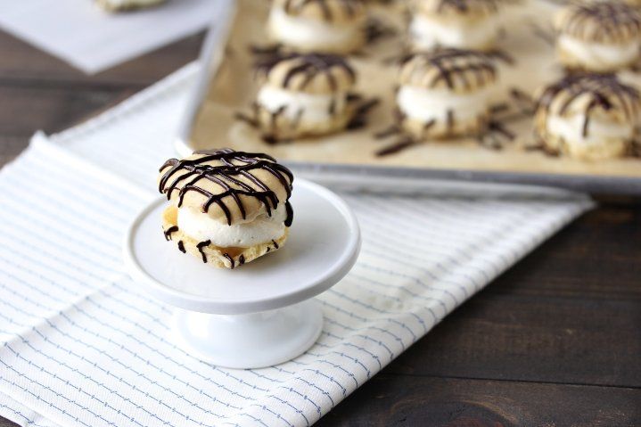 Bavarian Cream Puffs with Chocolate Drizzle