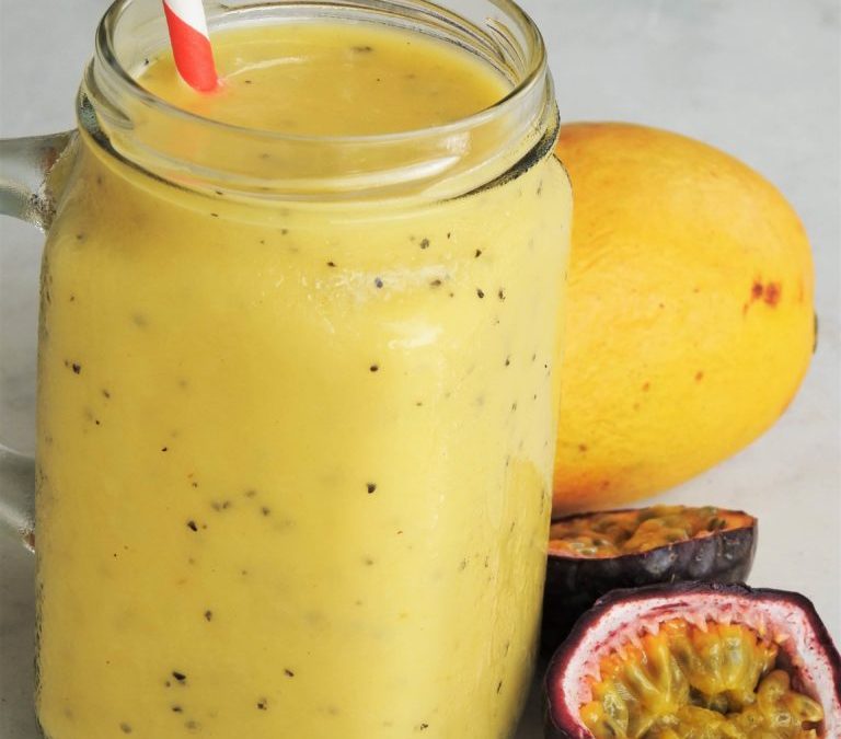 ASIAN FRUIT SMOOTHIE WITH PASSION FRUIT