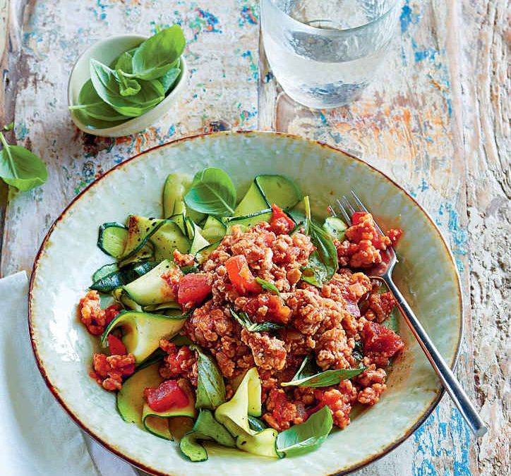 CHICKEN MINCE BOLOGNESE