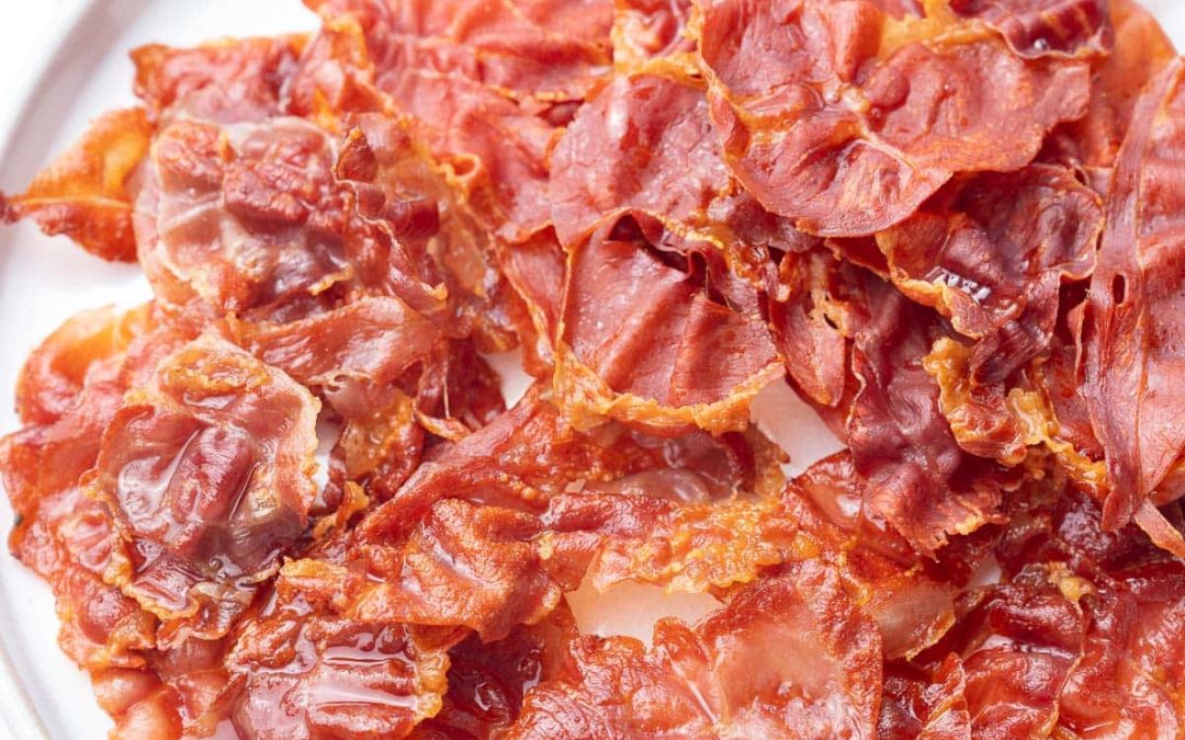 Peppery Prosciutto Chips