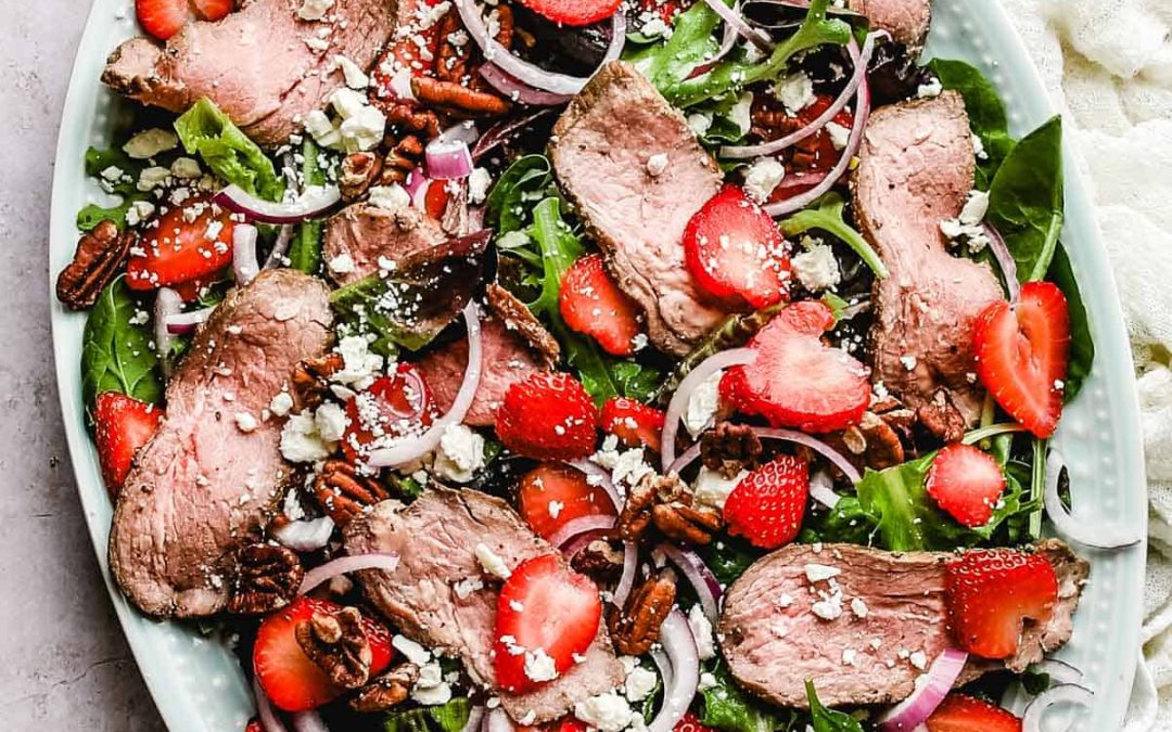 STEAK & STRAWBERRY SALAD